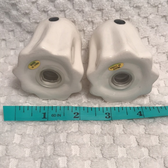 FINAL PRICE DROP Halloween Ghost Salt and Pepper Shakers - Picture 6 of 7